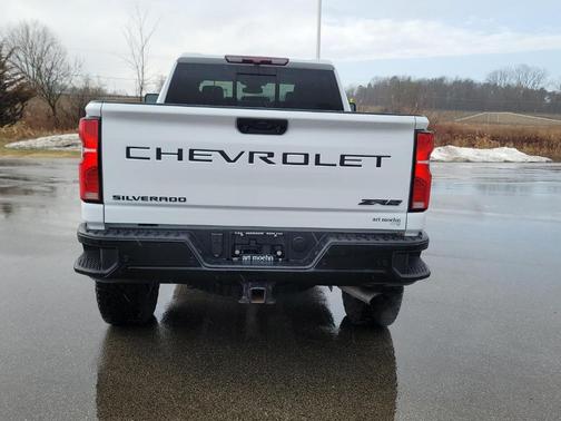 2025 Chevrolet Silverado 2500 ZR2