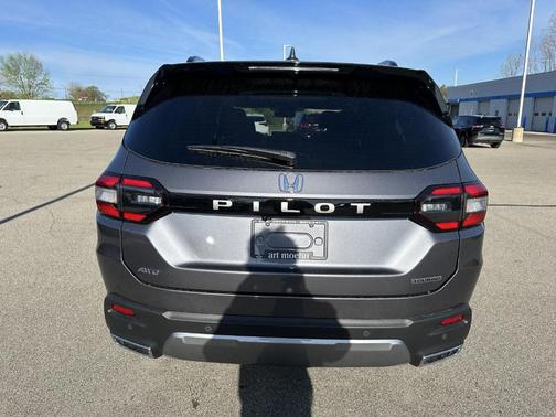 Modern Steel Metallic 2026 Honda Pilot Touring