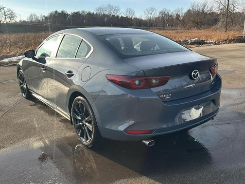 2025 Mazda Mazda3 2.5 S Carbon Edition