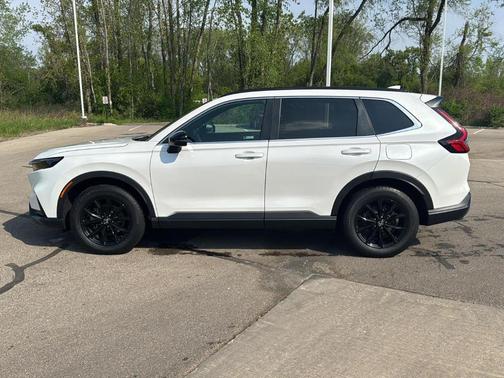Platinum White Pearl 2023 Honda CR-V Hybrid Sport