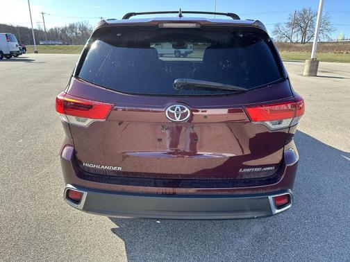 2017 Toyota Highlander Limited