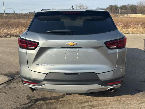 Sterling Gray Metallic 2023 Chevrolet Blazer 2LT