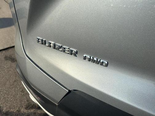 Sterling Gray Metallic 2023 Chevrolet Blazer 2LT