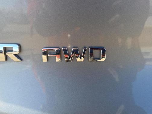 Sterling Gray Metallic 2023 Chevrolet Blazer 2LT