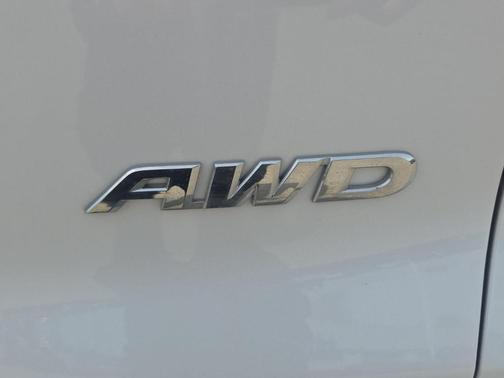 Platinum White Pearl 2023 Honda Passport EX-L