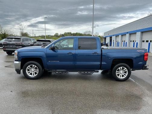 Deep Ocean Blue Metallic 2017 Chevrolet Silverado 1500 LT
