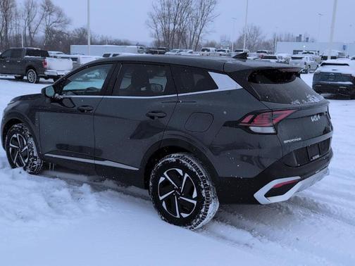 2023 Kia Sportage Hybrid LX
