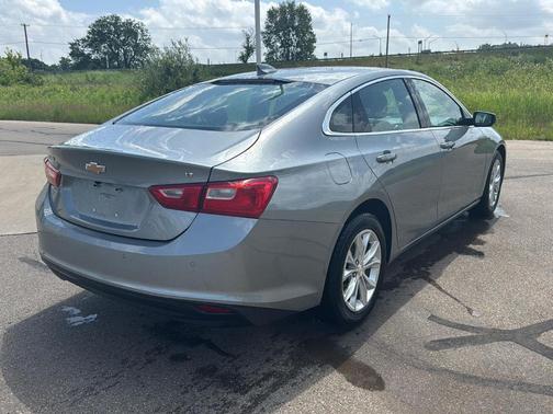 Sterling Gray Metallic 2024 Chevrolet Malibu LT