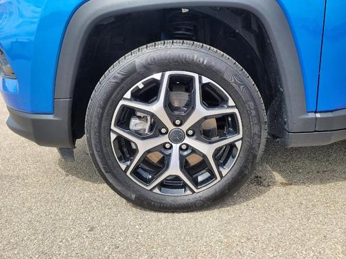 Hydro Blue Pearlcoat 2025 Jeep Compass Limited