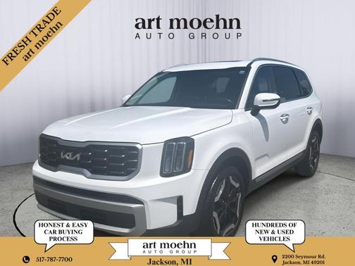 Glacial White Pearl 2024 Kia Telluride S