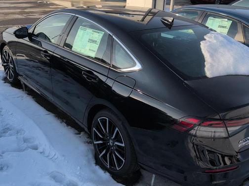 2025 Honda Accord Hybrid Touring