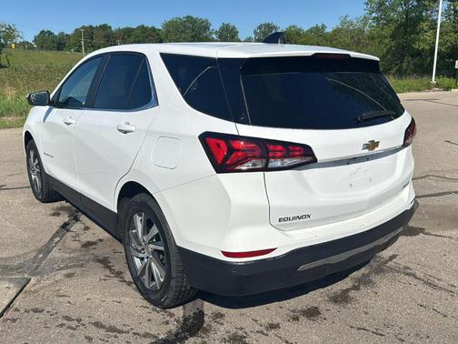 Summit White 2023 Chevrolet Equinox 1LT