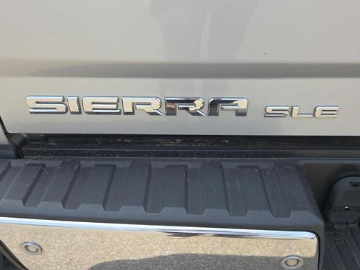 Quicksilver Metallic 2014 GMC Sierra 1500 SLE