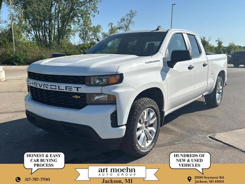 Summit White 2021 Chevrolet Silverado 1500 Custom