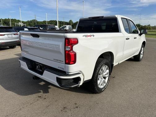 Summit White 2021 Chevrolet Silverado 1500 Custom