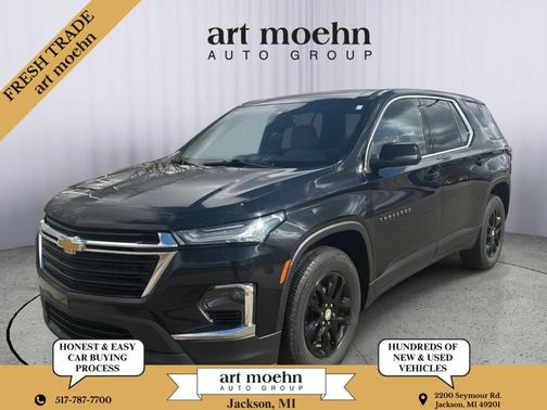 Mosaic Black Metallic 2022 Chevrolet Traverse LS