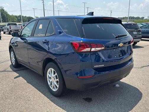 2022 Chevrolet Equinox LS