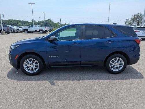 2022 Chevrolet Equinox LS