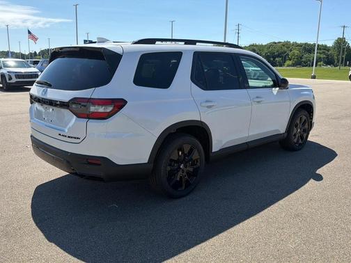 Platinum White Pearl 2026 Honda Pilot Black Edition
