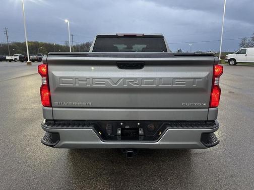 Sterling Gray Metallic 2023 Chevrolet Silverado 1500 Custom