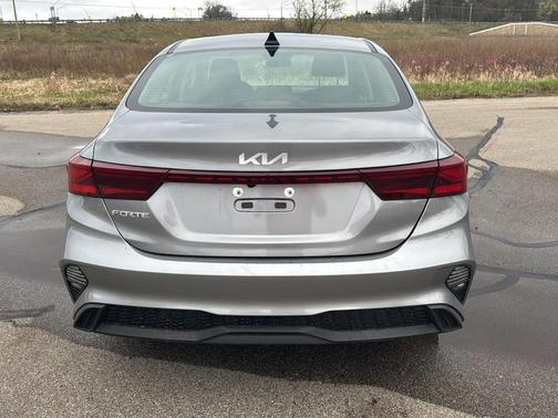 Steel Gray 2024 Kia Forte LXS