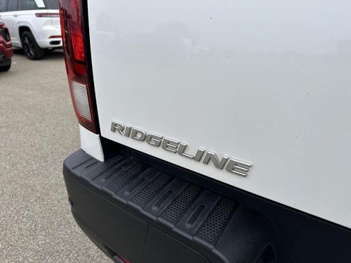Platinum White Pearl 2023 Honda Ridgeline RTL-E