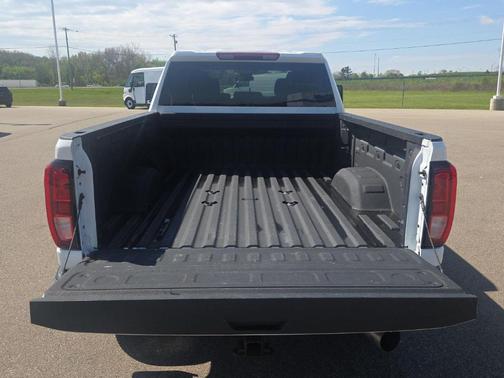 Summit White 2024 GMC Sierra 2500 Pro
