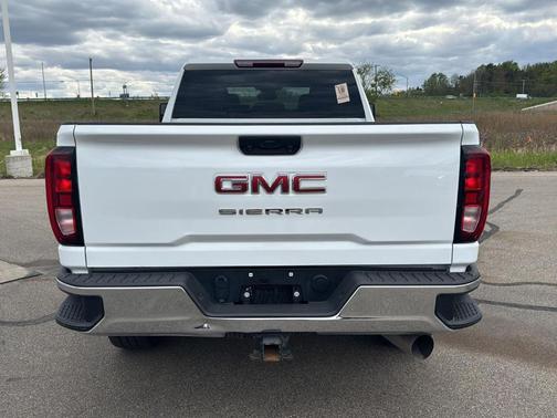 Summit White 2024 GMC Sierra 2500 Pro