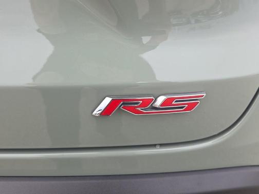 Green 2024 Chevrolet Trax 1RS