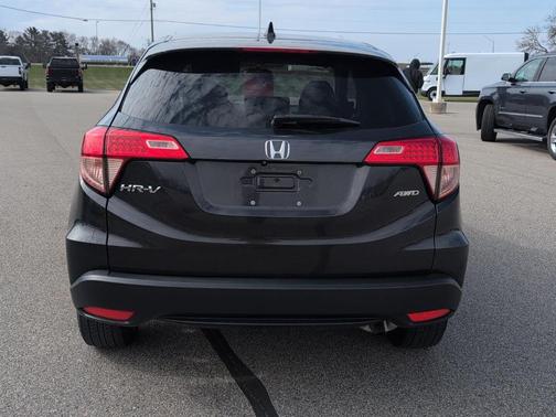 Milano Red 2018 Honda HR-V EX