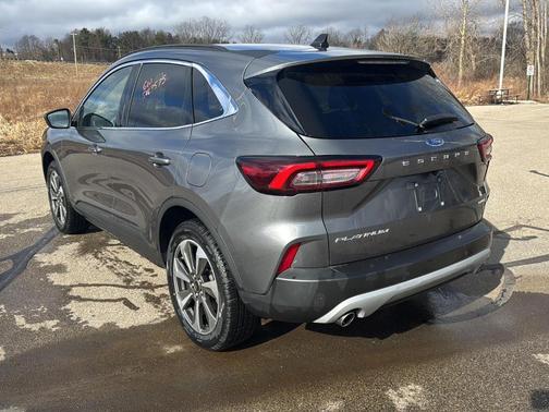 2025 Ford Escape Platinum