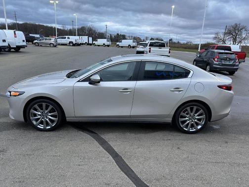 2025 Mazda Mazda3 FWD w/Preferred Package