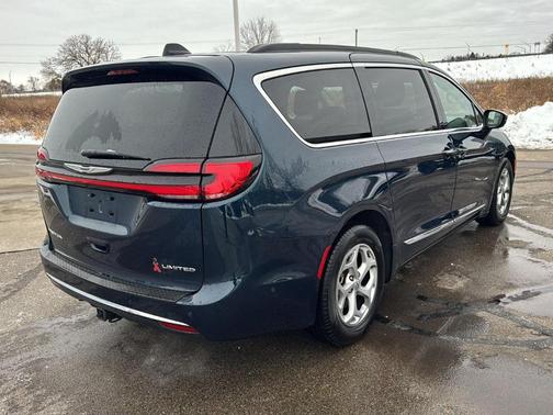 2023 Chrysler Pacifica Limited