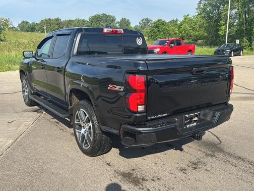 Black 2023 Chevrolet Colorado Z71