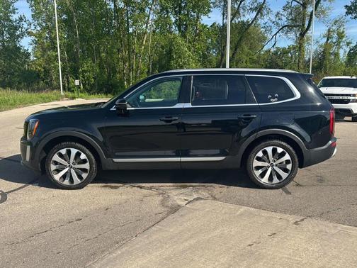Ebony Black 2020 Kia Telluride S
