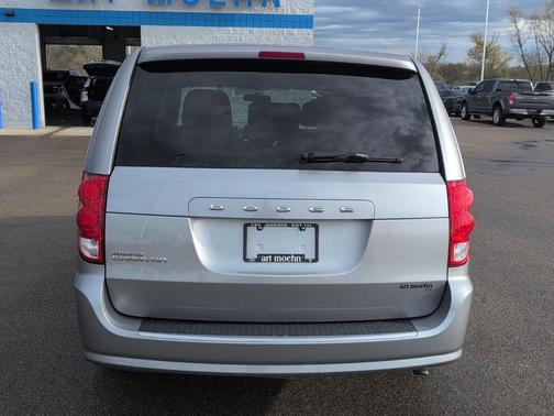 Billet Silver Metallic Clearcoat 2016 Dodge Grand Caravan AVP/SE