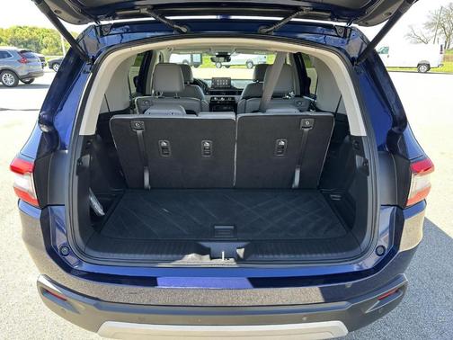 Obsidian Blue Pearl 2024 Honda Pilot EX-L 7-Passenger
