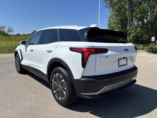 Summit White 2024 Chevrolet Blazer EV LT