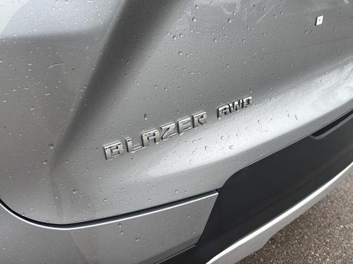 Sterling Gray Metallic 2025 Chevrolet Blazer LT