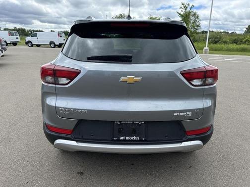 Sterling Gray Metallic 2024 Chevrolet Trailblazer LT