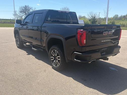 Onyx Black 2021 GMC Sierra 1500 AT4