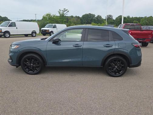 Pearl 2024 Honda HR-V Sport