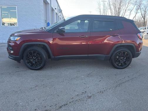 2022 Jeep Compass Altitude