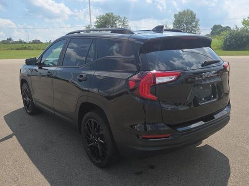 Ebony Twilight Metallic 2024 GMC Terrain SLE