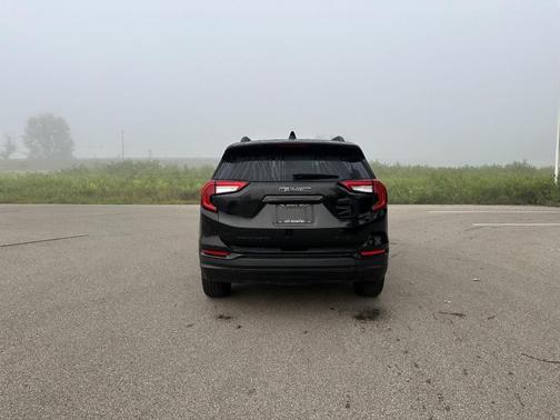 Ebony Twilight Metallic 2024 GMC Terrain SLE