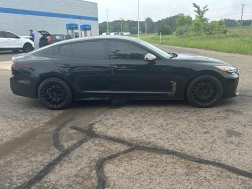 Aurora Black 2021 Kia Stinger GT1