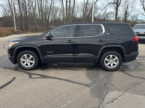 2018 GMC Acadia SLE-1
