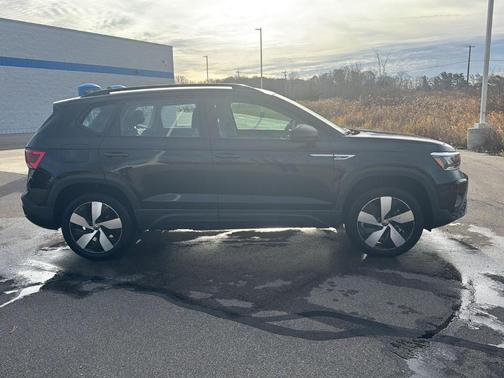2024 Volkswagen Taos 1.5T S