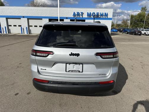 2024 Jeep Grand Cherokee L Laredo