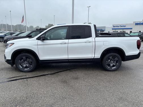 Platinum White Pearl 2026 Honda Ridgeline TrailSport